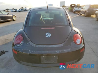 Zdjęcie 6 z 13 samochodu: 2010 VOLKSWAGEN NEW BEETLE VIN:3VWPG3AG7AM013265 - miniatura