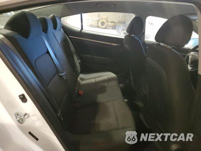 Zdjęcie 10 z 12 samochodu: 2020 HYUNDAI ELANTRA SEL VIN:5NPD84LF0LH623143 - miniatura