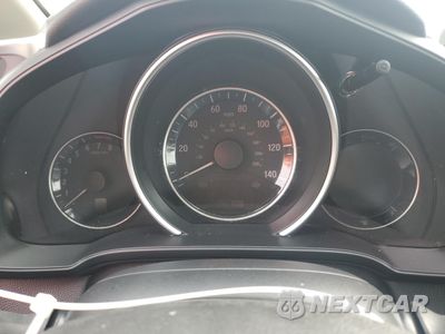 Zdjęcie 9 z 13 samochodu: 2019 HONDA FIT LX VIN:3HGGK5H41KM704254 - miniatura