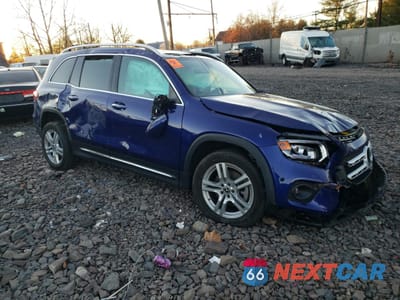 Czwarte zdjęcie samochodu z boku: 2023 MERCEDES-BENZ GLB 250 4MATIC VIN:W1N4M4HB1PW294771 - miniatura