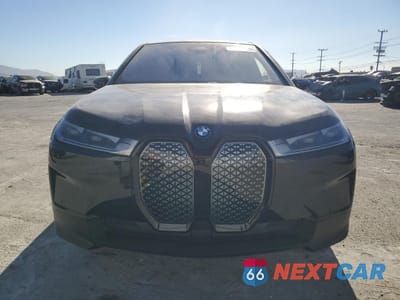 Piąte zdjęcie samochodu w środku: 2024 BMW IX XDRIVE50 VIN:WB523CF02RCP92300 - miniatura