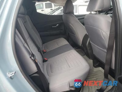 Zdjęcie 10 z 12 samochodu: 2023 HYUNDAI SANTA CRUZ SEL VIN:5NTJBDAE9PH073351 - miniatura