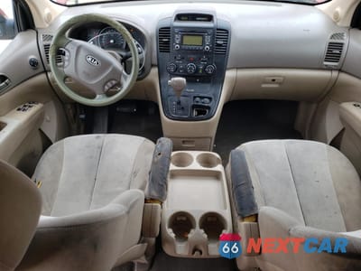 Zdjęcie 8 z 12 samochodu: 2011 KIA SEDONA LX VIN:KNDMG4C73B6378410 - miniatura