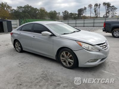 Czwarte zdjęcie samochodu z boku: 2011 HYUNDAI SONATA SE VIN:5NPEC4ACXBH253653 - miniatura