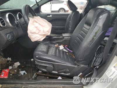 Zdjęcie 7 z 13 samochodu: 2009 FORD MUSTANG VIN:1ZVHT80NX95110135 - miniatura