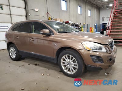 Czwarte zdjęcie samochodu z boku: 2010 VOLVO XC60 T6 VIN:YV4992DZ9A2025466 - miniatura