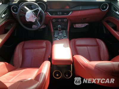 Zdjęcie 8 z 13 samochodu: 2019 ALFA ROMEO STELVIO VIN:ZASPAJAN0K7C71850 - miniatura