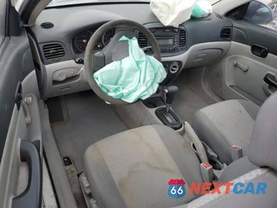 Zdjęcie 8 z 13 samochodu: 2008 HYUNDAI ACCENT GS VIN:KMHCM36C58U058805 - miniatura