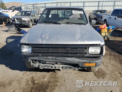 Piąte zdjęcie samochodu w środku: 1993 TOYOTA PICKUP 1/2 TON SHORT WHEELBASE STB VIN:4TARN81A9PZ067664 - miniatura
