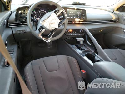 Zdjęcie 8 z 14 samochodu: 2023 HYUNDAI ELANTRA BLUE VIN:KMHLM4AJ8PU085104 - miniatura