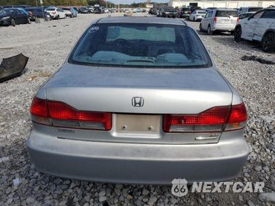 Zdjęcie 6 z 12 samochodu: 2002 HONDA ACCORD EX VIN:1HGCG66882A155774 - miniatura