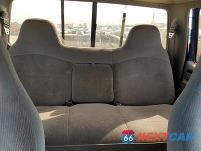 Zdjęcie 10 z 16 samochodu: 1996 FORD F350 VIN:1FTJW36F4TEA97338 - miniatura