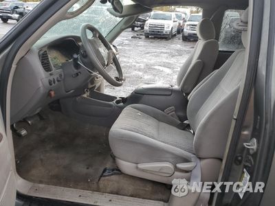 Zdjęcie 7 z 12 samochodu: 2005 TOYOTA TUNDRA ACCESS CAB SR5 VIN:5TBBT44185S469182 - miniatura
