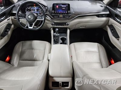 Zdjęcie 8 z 13 samochodu: 2019 NISSAN ALTIMA PLATINUM VIN:1N4BL4FV2KC111375 - miniatura