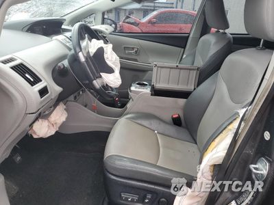 Zdjęcie 7 z 16 samochodu: 2015 TOYOTA PRIUS V VIN:JTDZN3EU7FJ027561 - miniatura