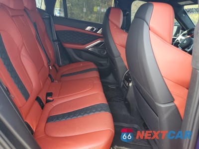 Zdjęcie 10 z 12 samochodu: 2021 BMW X6 M VIN:5YMCY0C0XM9E08406 - miniatura