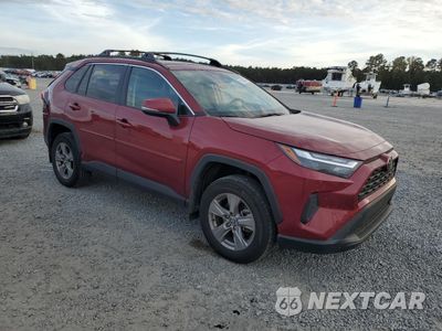 Czwarte zdjęcie samochodu z boku: 2023 TOYOTA RAV4 XLE VIN:2T3P1RFV5PW395723 - miniatura