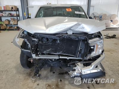 Piąte zdjęcie samochodu w środku: 2018 FORD F150 SUPERCREW VIN:1FTEW1E50JKE58206 - miniatura