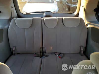 Zdjęcie 28 z 39 samochodu: 2008 HYUNDAI ENTOURAGE GLS VIN:KNDMC233X86053551 - miniatura