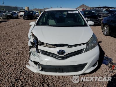 Piąte zdjęcie samochodu w środku: 2013 TOYOTA YARIS VIN:JTDKTUD31DD567182 - miniatura