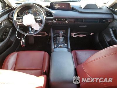 Zdjęcie 8 z 12 samochodu: 2023 MAZDA 3 PREFERRED VIN:3MZBPACM2PM370928 - miniatura