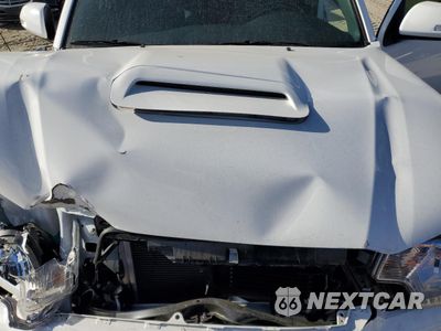 Zdjęcie 11 z 12 samochodu: 2015 TOYOTA TACOMA DOUBLE CAB VIN:3TMLU4EN5FM201511 - miniatura