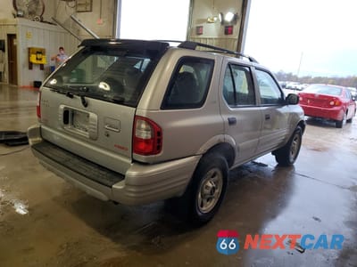 Trzecie zdjęcie samochodu z tyłu: 2000 ISUZU RODEO S VIN:4S2DM58WXY4346884 - miniatura