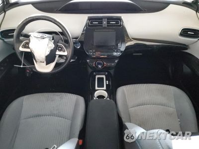 Zdjęcie 8 z 15 samochodu: 2016 TOYOTA PRIUS VIN:JTDKARFU1G3518633 - miniatura