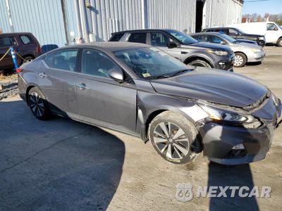 Czwarte zdjęcie samochodu z boku: 2019 NISSAN ALTIMA SL VIN:1N4BL4EV2KC143275 - miniatura