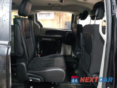 Zdjęcie 11 z 13 samochodu: 2020 DODGE GRAND CARAVAN SE VIN:2C4RDGBG8LR238638 - miniatura