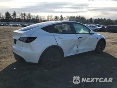 Trzecie zdjęcie samochodu z tyłu: 2024 TESLA MODEL Y VIN:7SAYGAEE5RF064240 - miniatura
