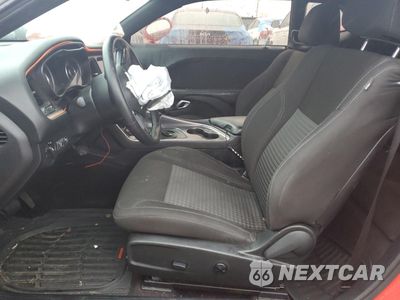 Zdjęcie 7 z 13 samochodu: 2016 DODGE CHALLENGER SXT VIN:2C3CDZAG0GH131621 - miniatura