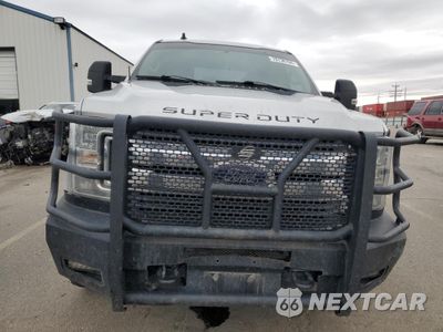 Piąte zdjęcie samochodu w środku: 2019 FORD F250 SUPER DUTY VIN:1FT7W2BT0KEC17148 - miniatura