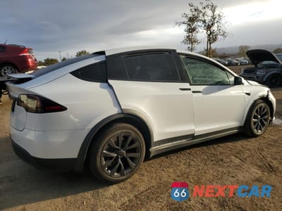 Trzecie zdjęcie samochodu z tyłu: 2023 TESLA MODEL X VIN:7SAXCDE55PF425696 - miniatura
