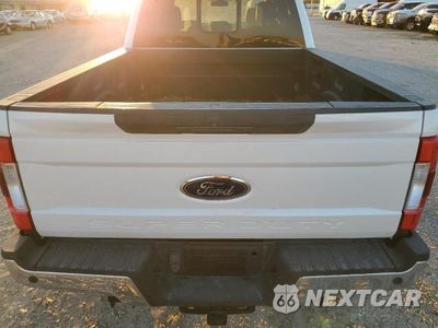 Zdjęcie 10 z 13 samochodu: 2017 FORD F250 SUPER DUTY VIN:1FT7W2BTXHEC73784 - miniatura