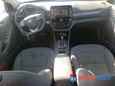 Zdjęcie 8 z 14 samochodu: 2020 HYUNDAI IONIQ BLUE VIN:KMHC65LC0LU240124 - miniatura