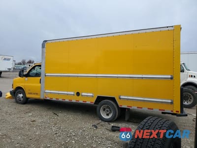 Drugie zdjęcie samochodu z przodu: 2021 GMC SAVANA CUTAWAY G3500 VIN:7GZ37TC73MN003876 - miniatura