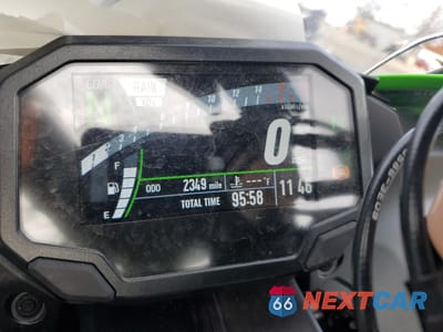 Zdjęcie 7 z 10 samochodu: 2024 KAWASAKI ZX636 VIN:JKBZXJJ15RA000489 - miniatura