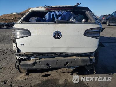 Zdjęcie 6 z 12 samochodu: 2017 VOLKSWAGEN GOLF R VIN:WVWWF7AU3HW180604 - miniatura