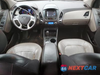 Zdjęcie 8 z 13 samochodu: 2011 HYUNDAI TUCSON GLS VIN:KM8JU3AC6BU209866 - miniatura