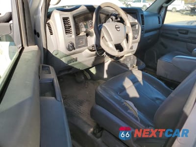 Zdjęcie 8 z 13 samochodu: 2013 NISSAN NV 1500 VIN:1N6BF0KY2DN102447 - miniatura