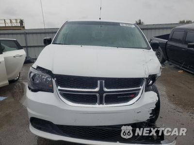 Piąte zdjęcie samochodu w środku: 2019 DODGE GRAND CARAVAN SE VIN:2C7WDGBG2KR786171 - miniatura