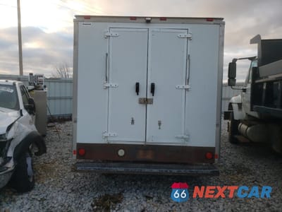 Zdjęcie 6 z 13 samochodu: 2011 GMC SAVANA CUTAWAY G3500 VIN:1GD373BG3B1149404 - miniatura