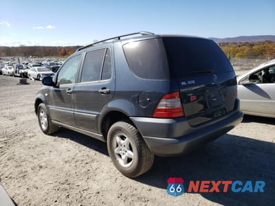 Drugie zdjęcie samochodu z przodu: 1999 MERCEDES-BENZ ML 320 VIN:4JGAB54E1XA143959 - miniatura