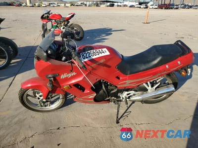Trzecie zdjęcie samochodu z tyłu: 2009 KAWASAKI EX250 F VIN:JKAEXMF197DA37668 - miniatura