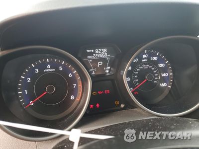 Zdjęcie 9 z 14 samochodu: 2013 HYUNDAI ELANTRA GLS VIN:5NPDH4AE5DH356402 - miniatura