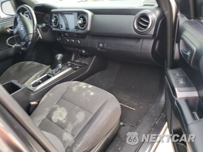 Zdjęcie 8 z 13 samochodu: 2016 TOYOTA TACOMA DOUBLE CAB VIN:5TFAZ5CN5GX007736 - miniatura