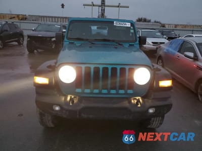 Piąte zdjęcie samochodu w środku: 2020 JEEP WRANGLER UNLIMITED SPORT VIN:1C4HJXDN0LW323111 - miniatura