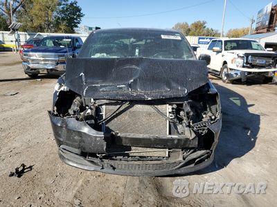 Piąte zdjęcie samochodu w środku: 2018 DODGE GRAND CARAVAN GT VIN:2C4RDGEG0JR254518 - miniatura