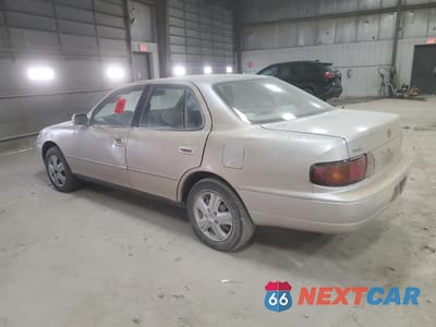 Drugie zdjęcie samochodu z przodu: 1996 TOYOTA CAMRY LE VIN:JT2BF12KXT0133258 - miniatura
